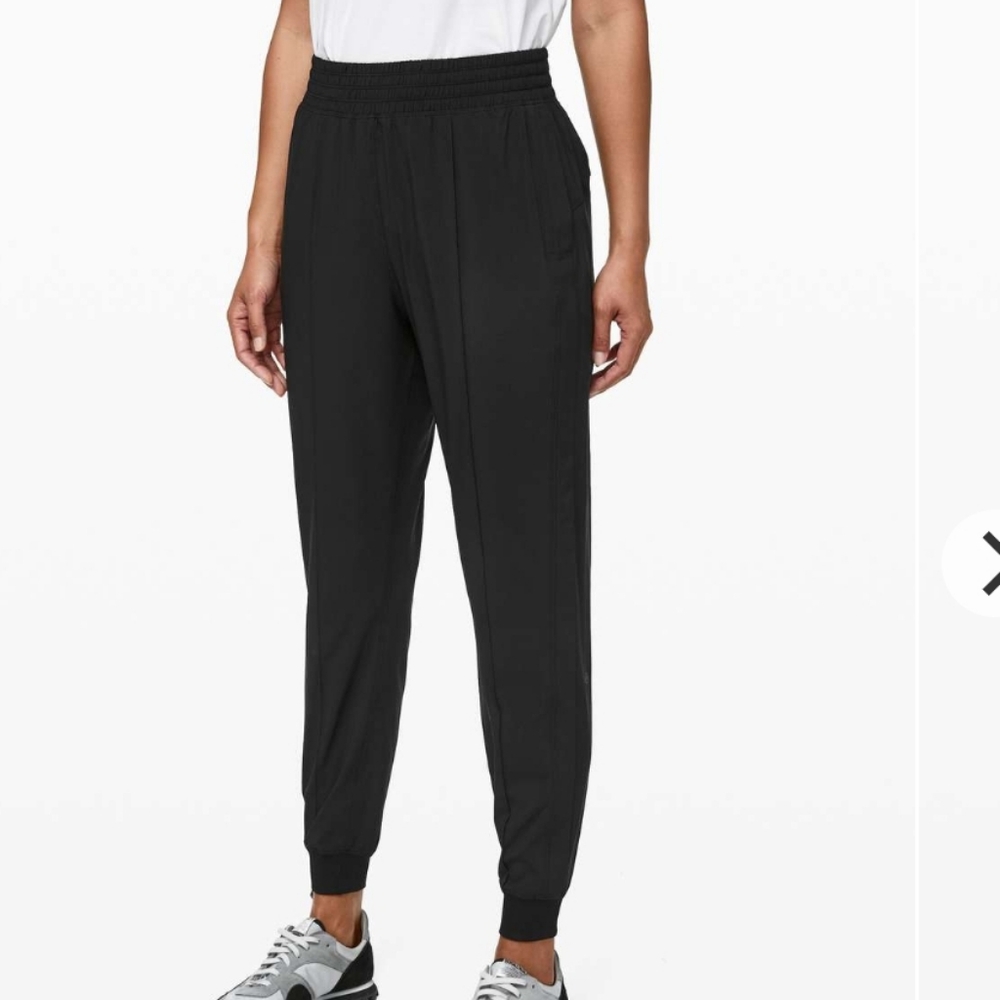 Lululemon Black Wanderer Jogger Size 10